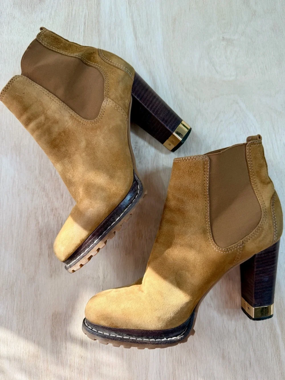 Tory Burch Virginia Luggage Suede Ankle Boots featuring a chunky lug - Size 7.5